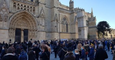 Louis XX se joint aux protestations des catholiques contre la dictature sanitaire messe dictature sanitaire catholiques
