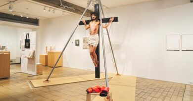 [Brève] Exposition blasphématoire à Tokyo : le Christ Punching-Ball