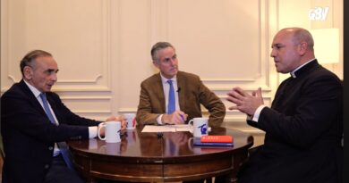 Foi et identité : retour sur le débat de l&rsquo;abbé Raffray et E.Zemmour